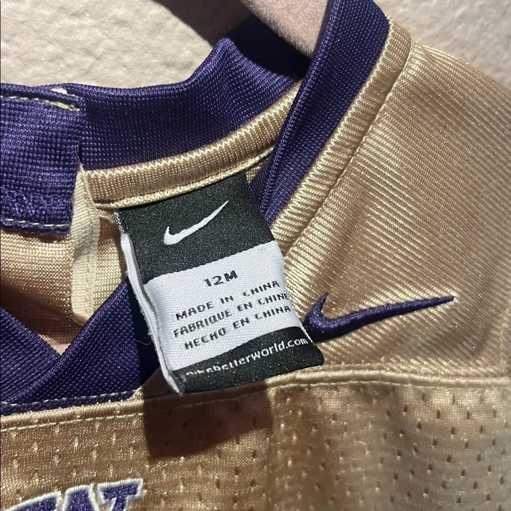 Nike University of Washington Vintage Football Jersey Size 12 Months Huskies